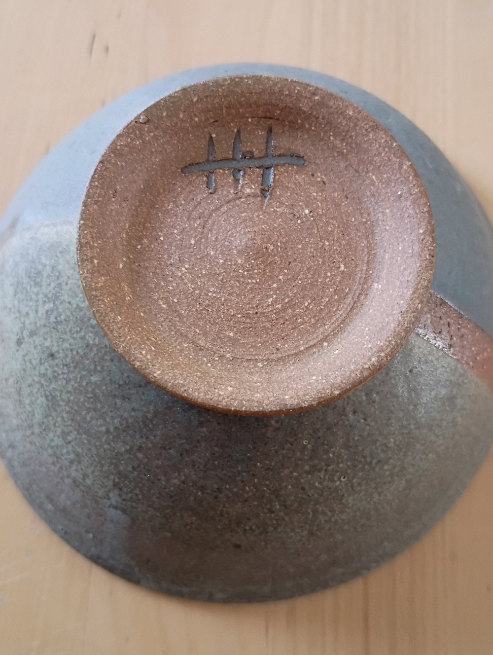 Small Handmade Ceramic Bowl - Picture 4 of 6